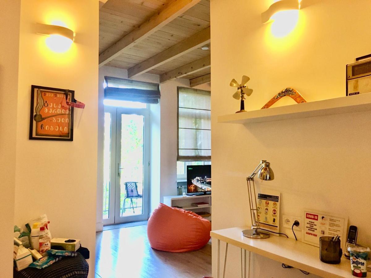 The White Loft Apartment Tbilisi Ngoại thất bức ảnh